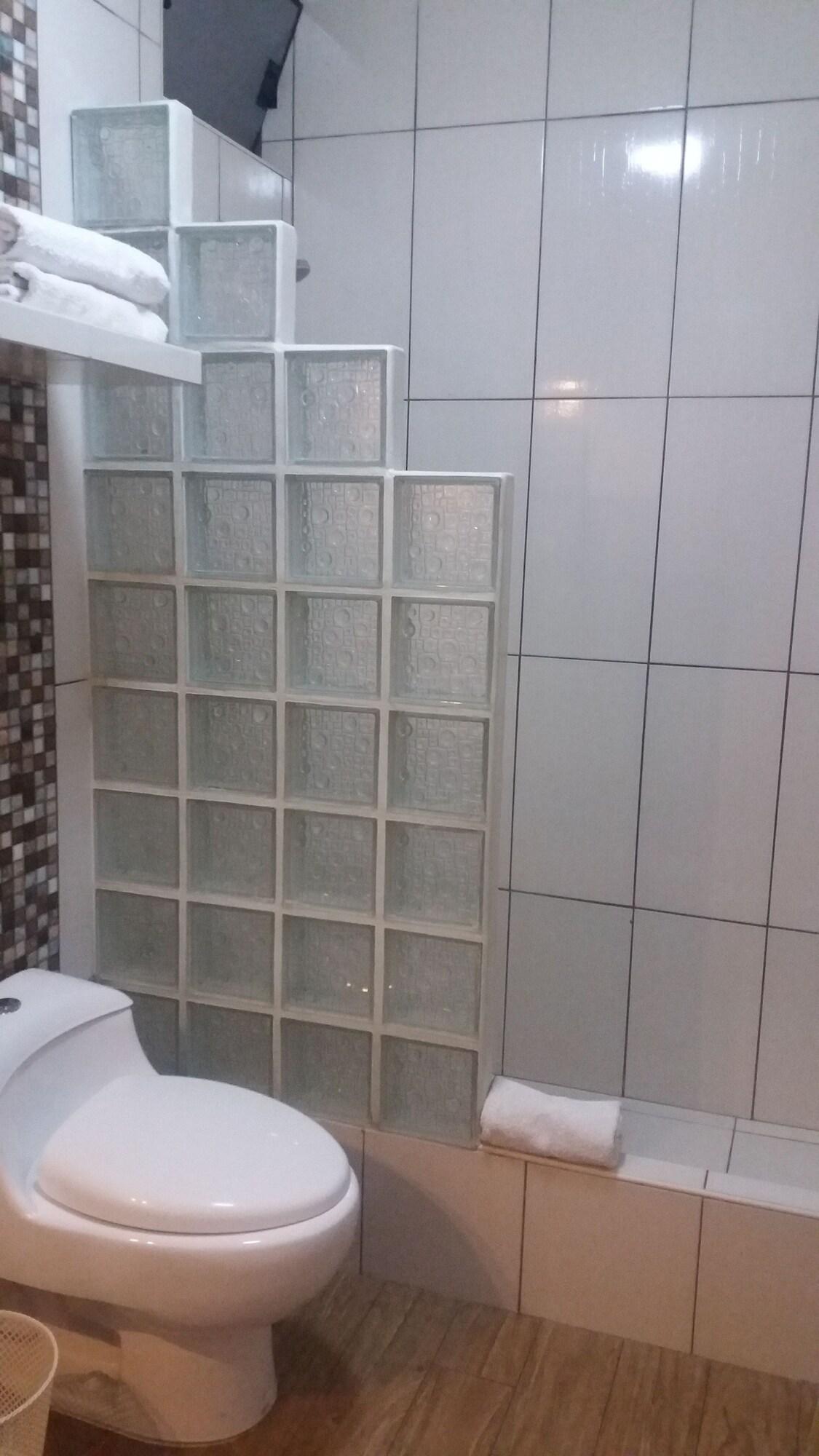 Hotel Esencia Suites Лима Екстериор снимка