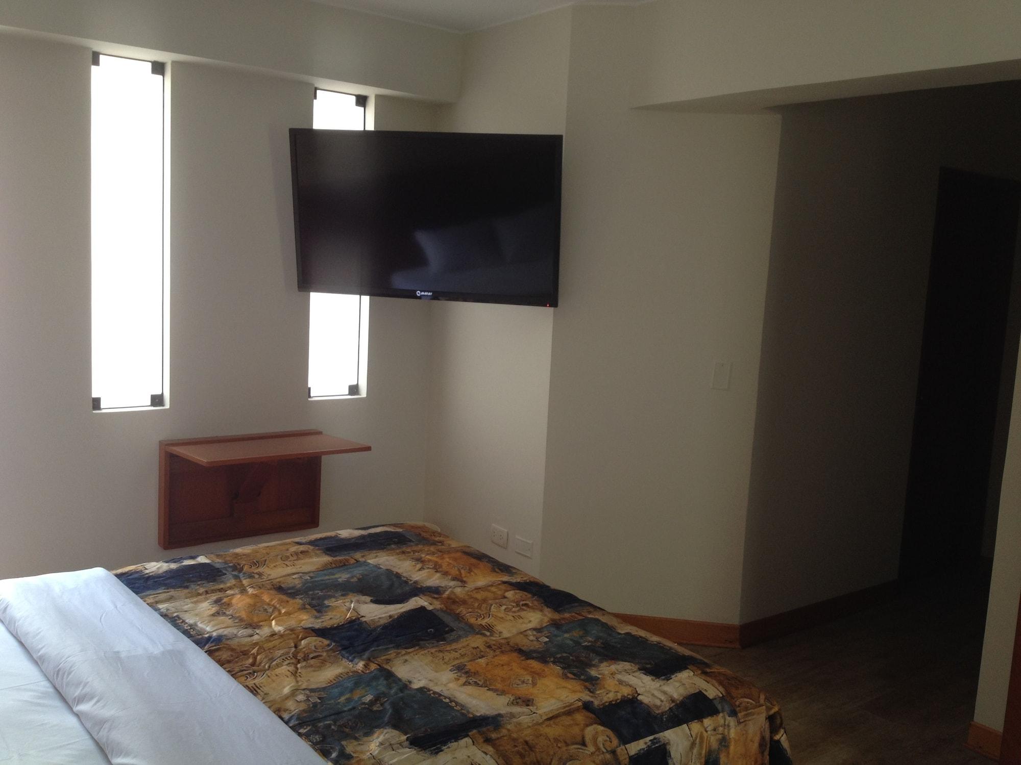 Hotel Esencia Suites Лима Екстериор снимка